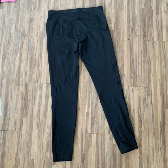 Nike Dryfit Leggings with Pocket - Picture 3 of 10